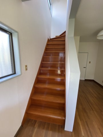 東和貸家の内装