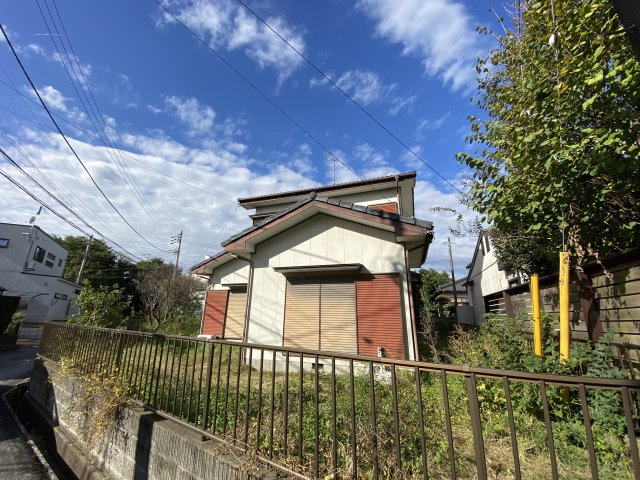 東和貸家の外観