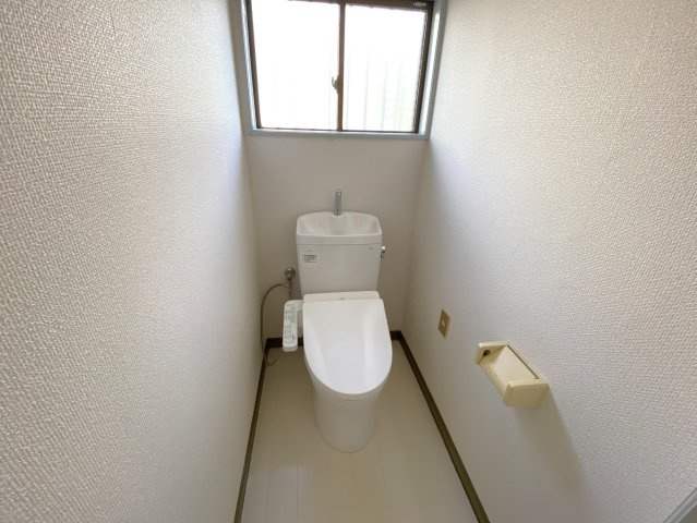 東和貸家のトイレ