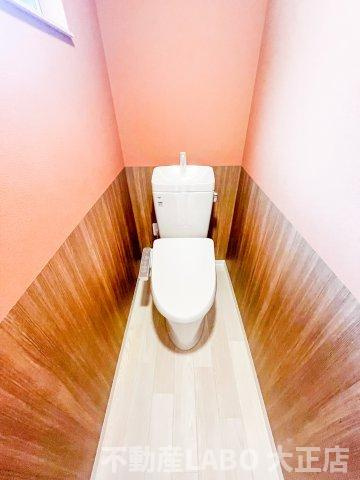 大正区三軒家西2丁目戸建てのトイレ