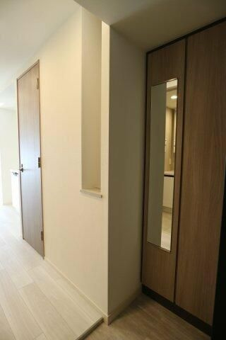 プラウドフラット両国イーストの玄関