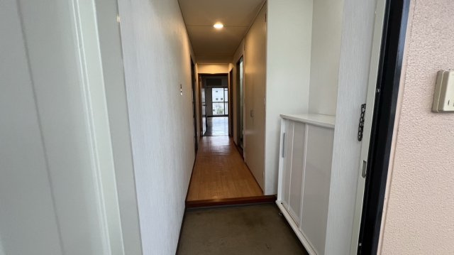 【玄関】 | 秦野マンションB棟３階　