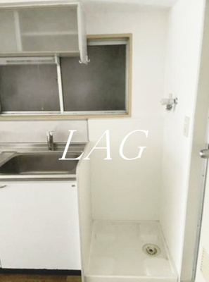 【設備】 | コーポ寺前 | 室内洗濯機置き場です