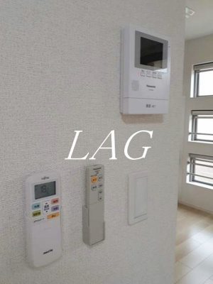 【セキュリティ】 | スラージュ | モニター付インターホンです。