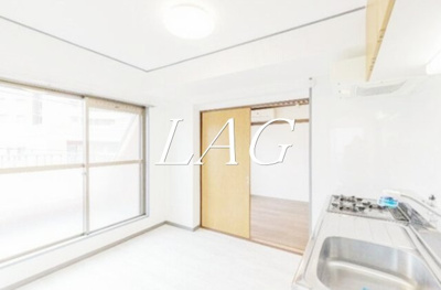 【居間・リビング】 | セザール中落合 | 洋室のお部屋です。