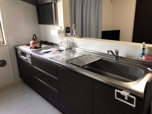 岩出市中黒・中古戸建・54716のキッチン