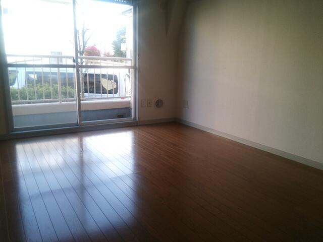 川崎市多摩区栗谷４丁目の賃貸マンションの寝室