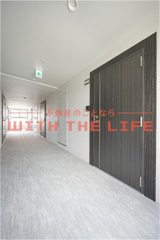 PROUDⅡ花畑（プラウド）【キャッシュバック対象物件】の玄関|落ち着いた玄関です