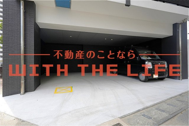 PROUDⅡ花畑（プラウド）【キャッシュバック対象物件】の駐車場|駐車スペースもあります