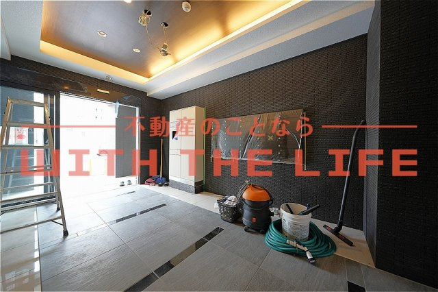 PROUDⅡ花畑（プラウド）【キャッシュバック対象物件】のロビー|清潔なロビーです