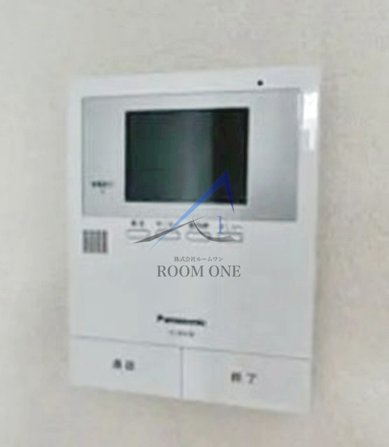 イル・ピーノのセキュリティ|モニター付きインターホンです。