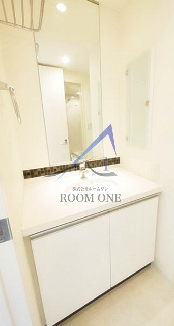 ラフィーネ渋谷本町の洗面所|洗面台です。