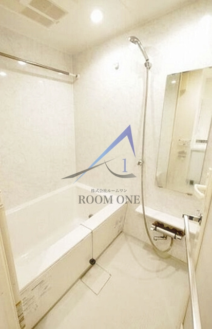 ラフィーネ渋谷本町の浴室|お風呂です。