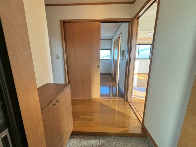 グランドパレスHAYASHIの玄関