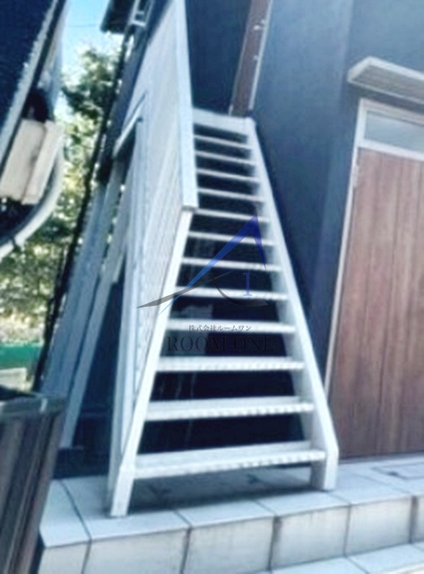 ル・シエルブリュー三軒茶屋のその他共用部分|共有階段です。