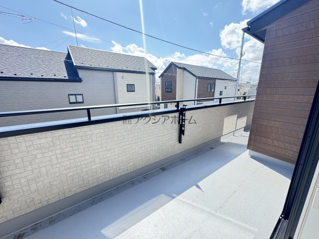 東村山市秋津町4丁目・全7棟　新築一戸建　3号棟のバルコニー