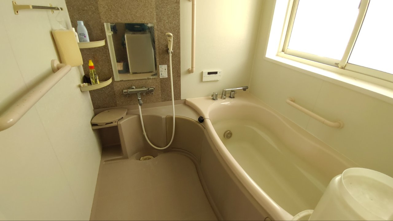 【浴室】の画像