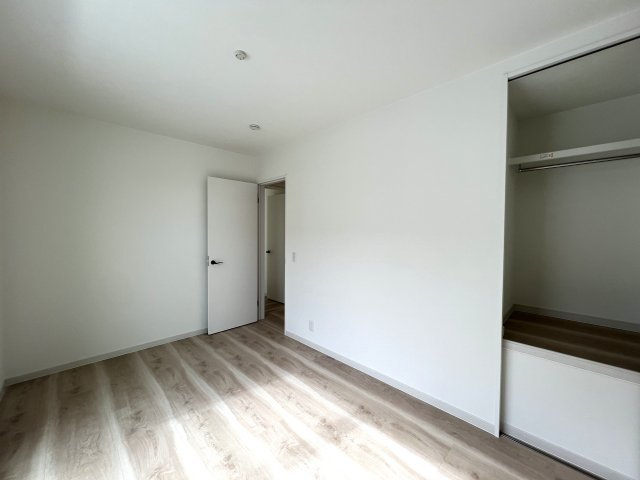 のびのびとした暮らしはここで叶う！横須賀市野比３丁目新築戸建の洋室