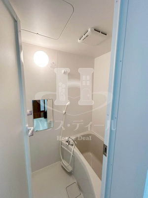 【浴室】 | ロイヤル中十条Ⅱ | きれいなお風呂です