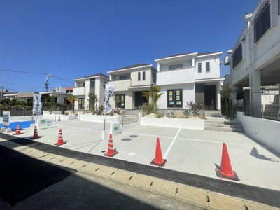 【外観】 | 読谷村上地（全3棟）B・C号棟 | ※全棟並列駐車2～3台可♪