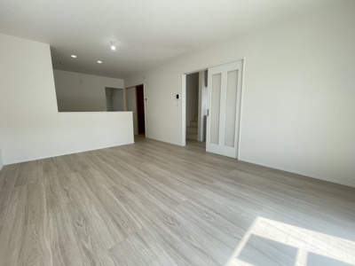 【居間・リビング】 | 読谷村上地（全3棟）B・C号棟 | C号棟　LDK16帖♪