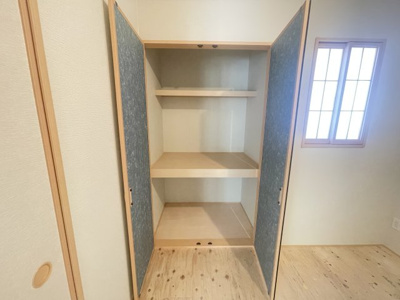 【収納】 | 読谷村上地（全3棟）B・C号棟 | C号棟　和室4.5帖＋収納付き♪