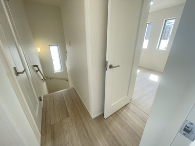 【内装】 | 読谷村上地（全3棟） | C号棟　2階ホール♪