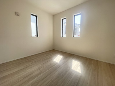 【洋室】 | 読谷村上地（全3棟） | C号棟　洋室5.25帖＋CL付き♪