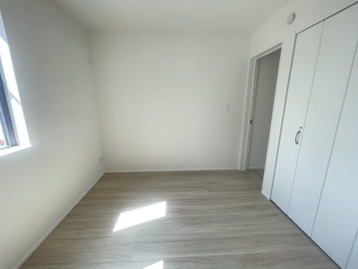 【洋室】 | 読谷村上地（全3棟）B・C号棟 | C号棟　洋室5.25帖＋CL付き♪