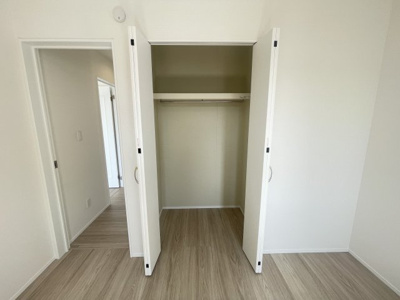 【収納】 | 読谷村上地（全3棟）B・C号棟 | C号棟　洋室5.25帖＋CL付き♪