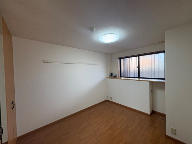 ハイツルーエンの洋室|※同タイプの部屋写真です