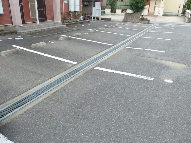 アメニティ郷東Ｂの駐車場