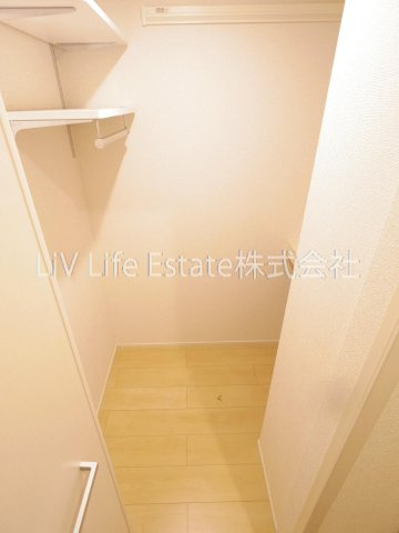 Ｆｒａｉｓｅ　Ｃｏｃｏ　Ⅱの設備|玄関収納