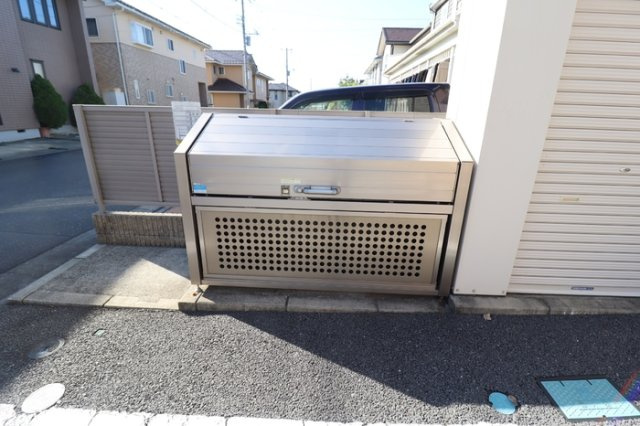 ひたち野 Villa.Palのその他共用部分|ゴミストッカー