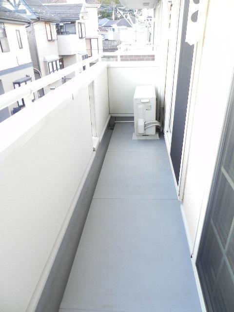 サンシャインビレッジアゼリアＣのバルコニー|バルコニー