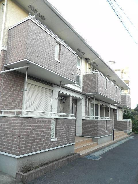 サンシャインビレッジアゼリアＣのエントランス|エントランス