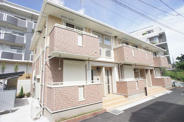 サンシャインビレッジアゼリアＣの外観|外観写真