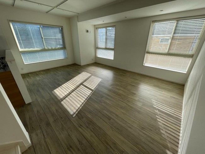 【居間・リビング】