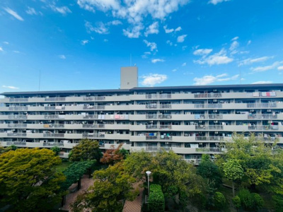 【外観】 | 京橋南コーポ３号棟 | ペット飼育可！広々19帖リビング・南向き。真新しい設備で新生活を