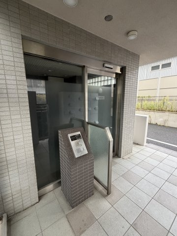 ファミリーフジ２のエントランス