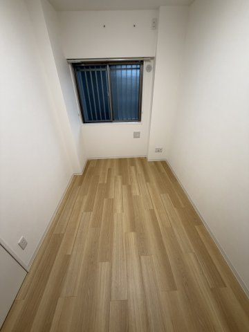 ファミリーフジ２の居間・リビング