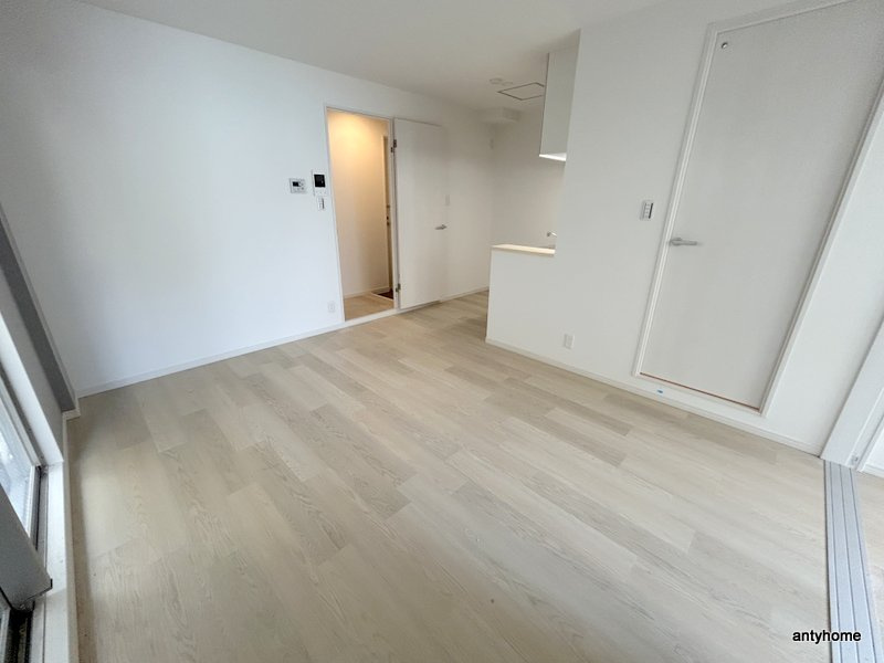 アリビラ鶴橋　仲介手数料無料の洋室