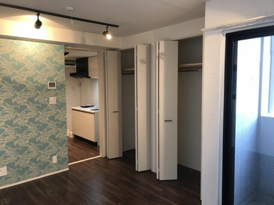 【内装】 | フィリップ大島 | 写真は同類の部屋で実物とは異… 