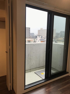 【バルコニー】 | フィリップ大島 |  