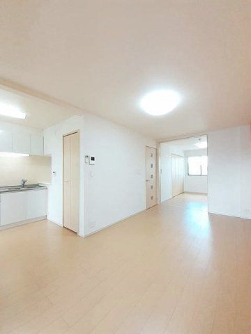 グラン・ソレイユの居間・リビング|使いやすい居間です