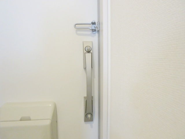 リブリ・ＰＲＯＶＩＮＳＣＩＡの玄関|３重ロックで安心です(^^♪