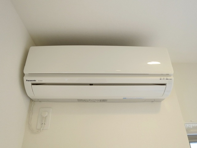 リブリ・ＰＲＯＶＩＮＳＣＩＡの設備|エアコン付いてます(*^u^*)