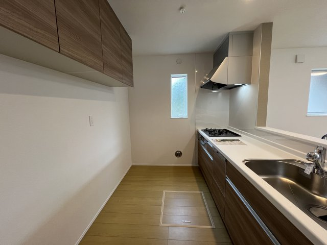 びっくり！クリビツ！久比里2【新築未入居】戸建のキッチン|キッチンでお料理をお楽しみください