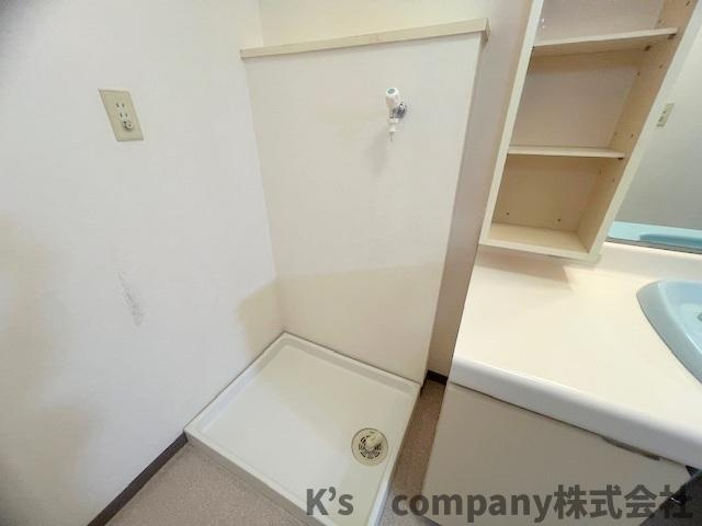 茅ヶ崎市高田1丁目　アルカディア茅ヶ崎Bのランドリースペース|洗濯機スペース◇