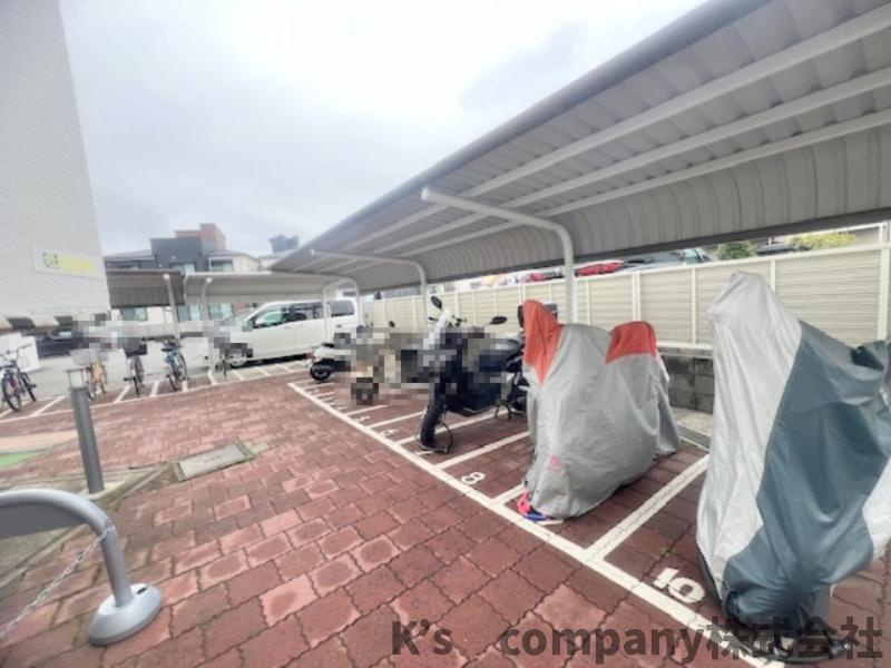 茅ヶ崎市高田1丁目　アルカディア茅ヶ崎Bの駐輪場|バイク置場♪